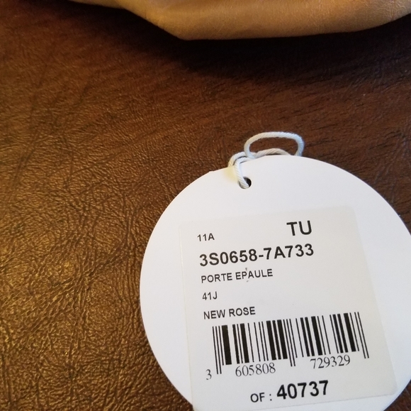 Authentic Chloe Ethel leather satchel in a beautiful butterscotch color. - Picture 11 of 12